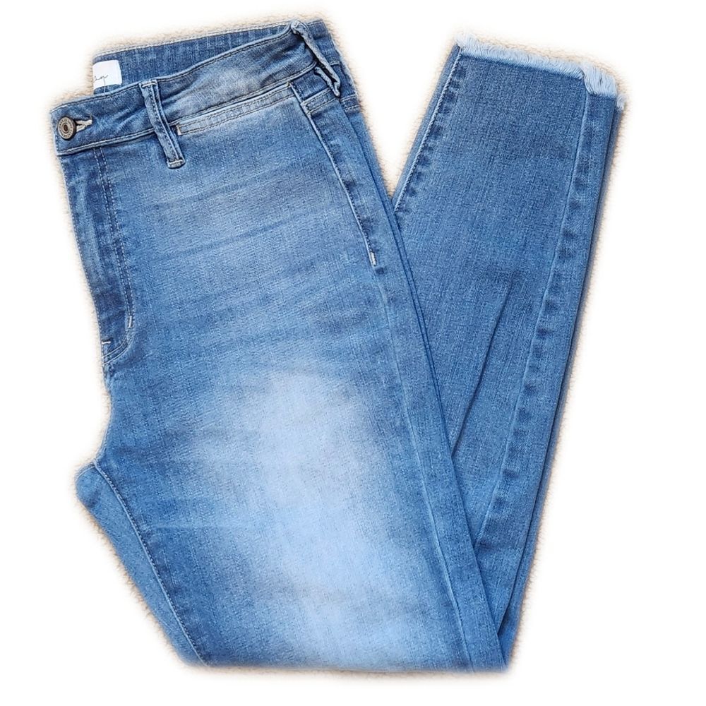 KanCan High Waisted Distressed Light Blue Slim Leg Denim Jeans, 9/28